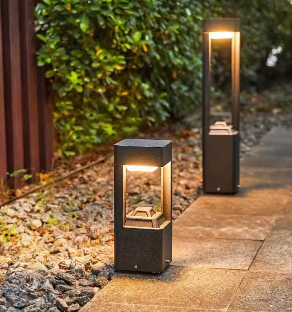 Solar Modern Frame Pathway Light with Smart Sensor IP65