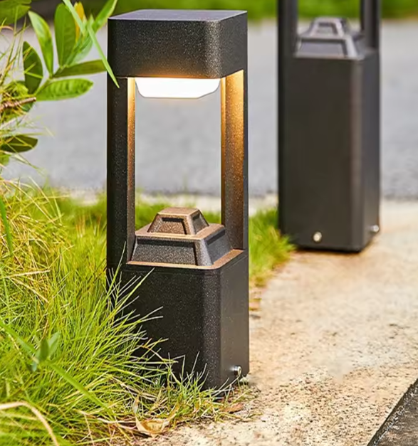 Solar Modern Frame Pathway Light with Smart Sensor IP65