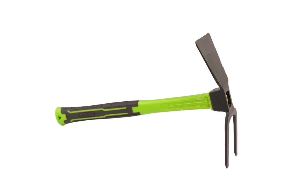 2-Tine Garden Hoe Cultivator Fibreglass Handle